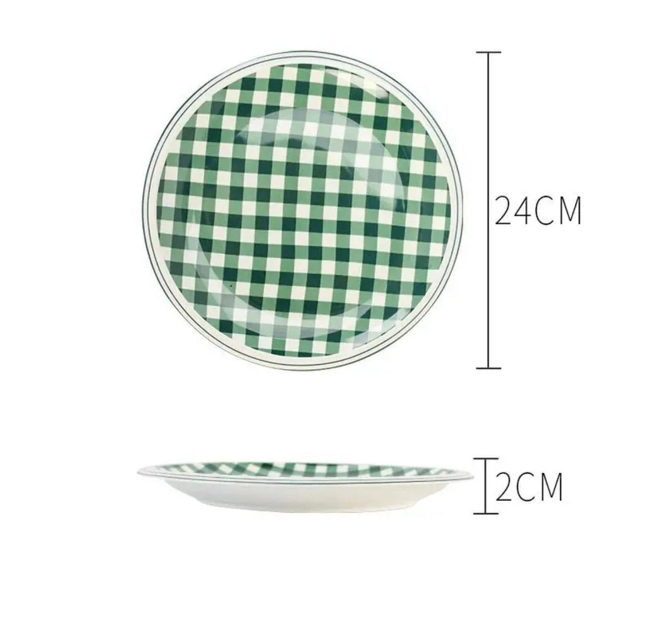 The Tartan Crockery Set