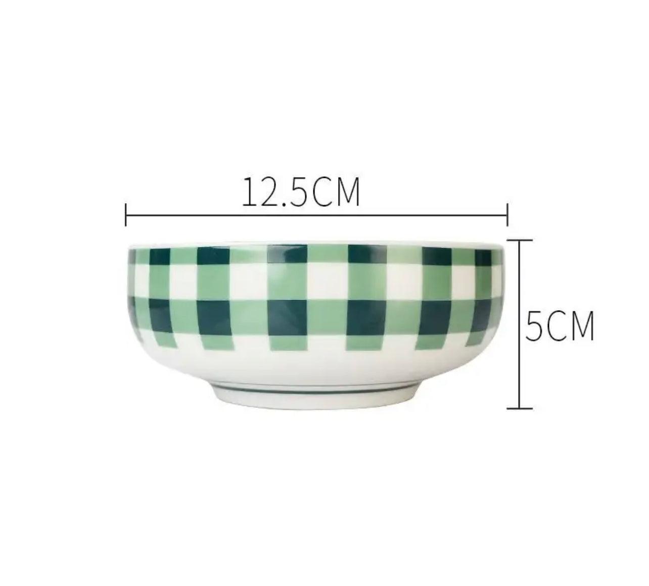 The Tartan Crockery Set